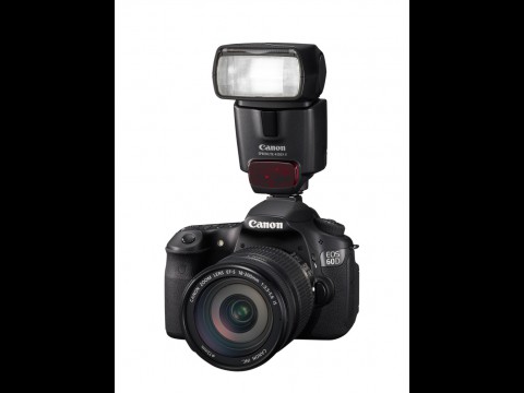 Canon EOS 60D mit Speedlite 430EX II